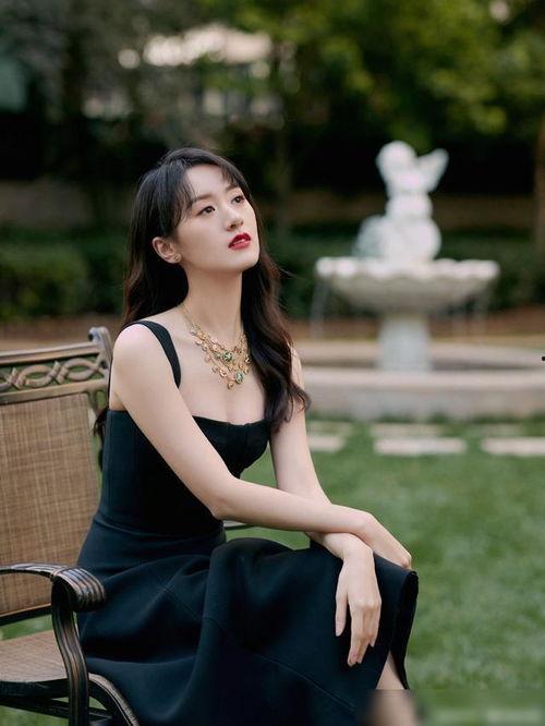 娱乐圈爆料君袁冰妍,娱乐圈爆料君的神秘面纱  第2张